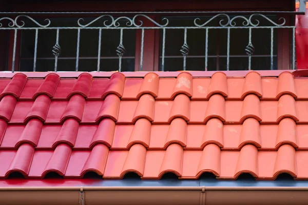Malowanie Dachu Farb Substancjami Przeciw Porostom Mchom — Zdjęcie stockowe