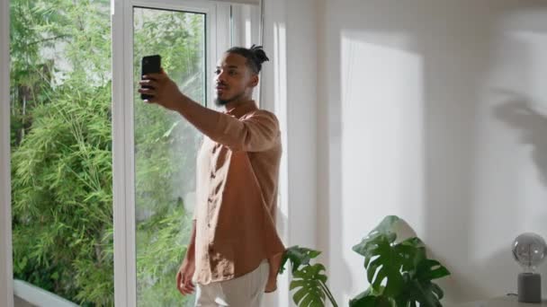 Positive Student Videocalling Mobile Home Office Smart Guy Speaking Cellphone — Vídeo de Stock