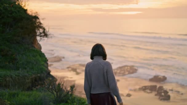 Romantic Dark Haired Woman Relax Cloudy Seashore Serious Thoughtful Girl — Vídeos de Stock