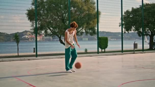 Basketball Player Throwing Ball Stadium Curly Hair Guy Training Summer — Video