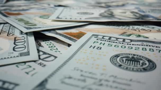 Large Heap Paper Hundred Dollar Bills Lying Surface Rotating Close — Vídeo de stock