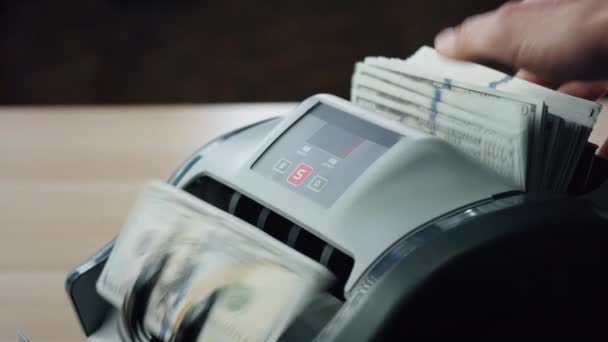 Man Hands Putting Cash Money Automatic Counter Close Unknown Bank — Vídeo de stock
