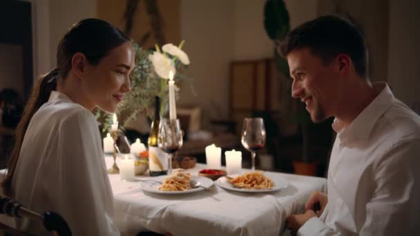 Handsome Man Proposing Marriage Woman Romantic Dinner Smiling Guy Giving — Vídeos de Stock