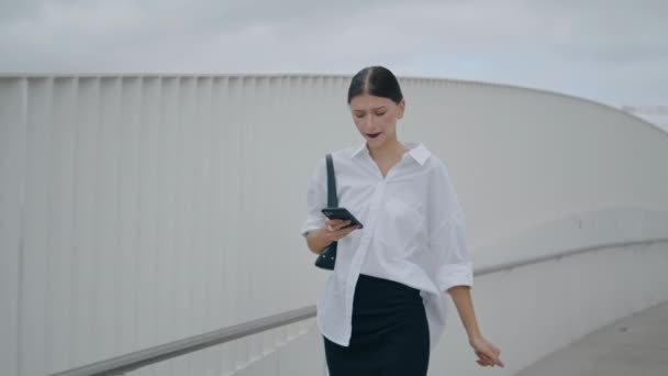 Busy Woman Manager Walking City Holding Modern Smartphone Cloudy Day — Vídeos de Stock