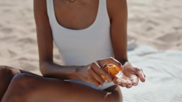 Hands Spray Sun Protection Oil Closeup Attractive Girl Sunbathing Seashore — Stock videók