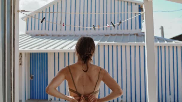 Topless Girl Taking Bikini Bra Summer House Slim Woman Hanging — Vídeo de Stock