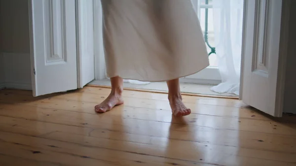 Tender Woman Legs Stepping Morning Home Closeup Unknown Girl Moving — Φωτογραφία Αρχείου