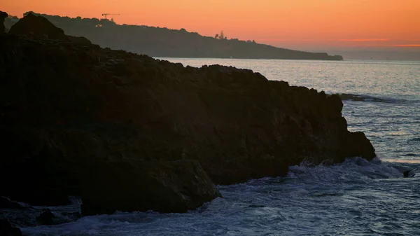 Mountain Hill Silhouette Sunset Sea Beach Dark Cliff Calm Ocean — Fotografia de Stock