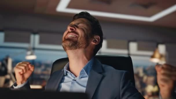 Man Winner Celebrating Success Evening Office Closeup Happy Bearded Boss — Stock Video