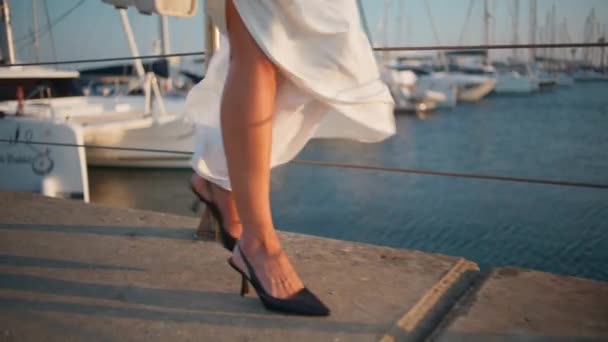 Woman Feet Walking Waterfront Summer Weekend Close Unrecognizable Girl Black — Stock Video