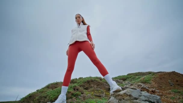 Sporty Girl Posing Cloudy Landscape Bottom View Slim Beautiful Woman — Stock Video