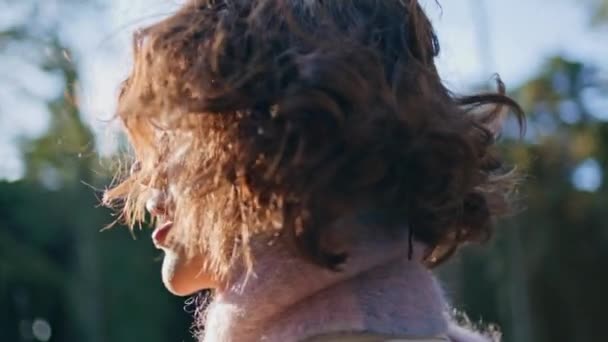 Curly Hair Woman Enjoy Sunlight Forest Portraying Tranquil Solitude Closeup — Stock Video