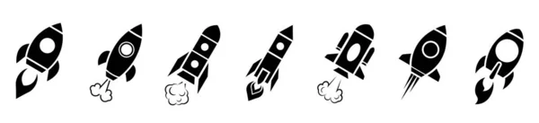 Rockets simgeleri. Uzay gemisi fırlatma simgeleri koleksiyonu. Ateşli Alevli Uzay Roketi Fırlatması. Vektör