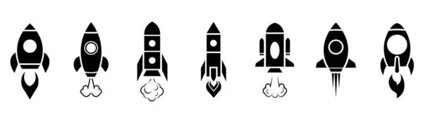 Rockets simgeleri. Uzay gemisi fırlatma simgeleri koleksiyonu. Ateşli Alevli Uzay Roketi Fırlatması. Vektör