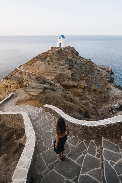 Girl Walking Some Stairs Her Way Pretty Church Top Cliff — Stock Photo, Image