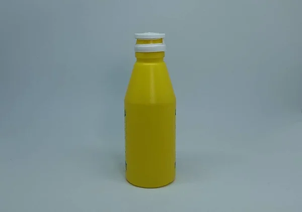 Жовта Пляшка Зберігання Зовнішньої Медицини — стокове фото