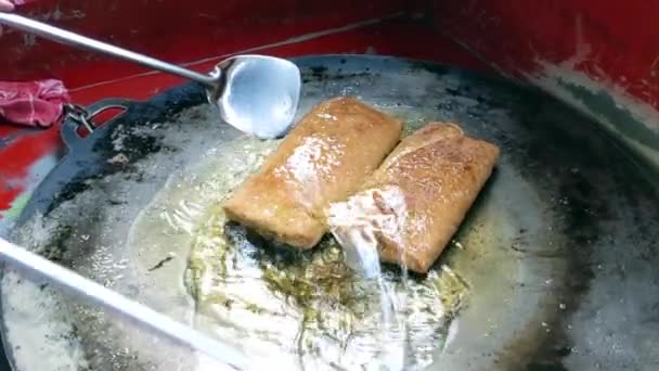 Making Process Savory Pan Fried Pastry Famously Known Martabak Telor — Stock Video