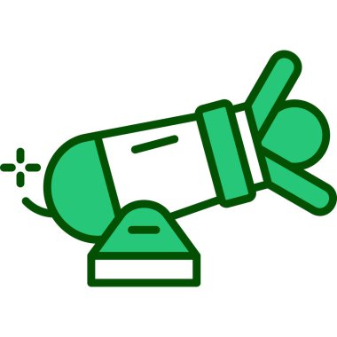 yeşil bira şişesi ve pipet.