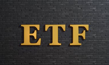 Hisse senedi piyasası ETF (Borsa Ticaret Fonları), siyah tuğla bir duvara karşı altın harflerle. Borsa, ETF yatırım konsepti. 3B illüstrasyon