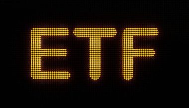 ETF (Borsa Ticaret Fonu) borsa LED ekranı. LED ekranda sarılı bir ETF sembolü. Borsa, fonlar ve yatırım konsepti, 3D illüstrasyon.