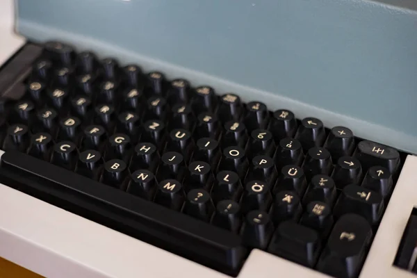 Schriftstellerin Alter Schule Close Tastatur Eines Alten Schreibmaschinenschreibers Aus Den — Stockfoto