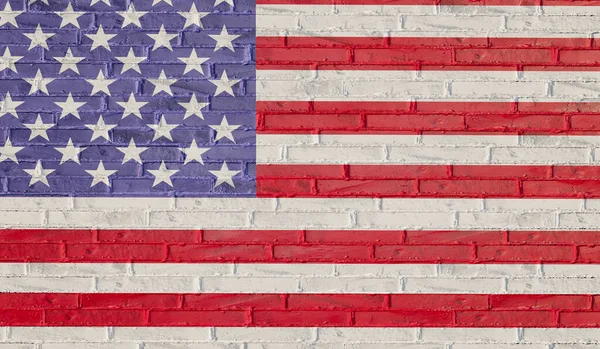 Amerikan bayrağı. Amerika Birleşik Devletleri bayrağı, yıldızlar ve çizgiler beyaz bir duvara boyanmış. 3B illüstrasyon