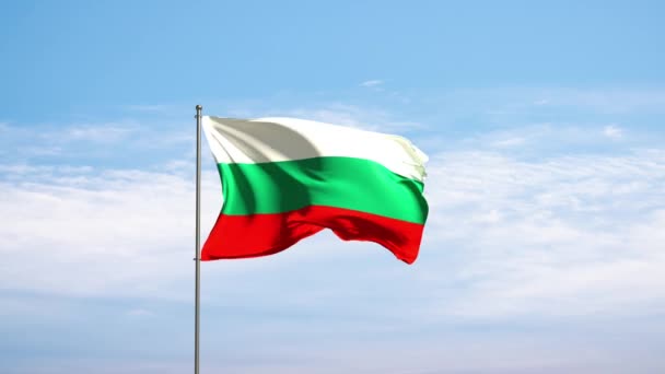 Flagga Bulgarien Mot Molnig Himmel Bulgarisk Flagga Viftar Vinden Nationell — Stockvideo