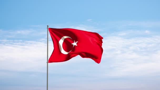 Bandeira Turquia Contra Céu Nublado Bandeira Turca Acenando Vento Símbolo — Vídeo de Stock