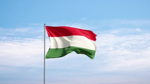 Bandera Hungría Contra Cielo Nublado Bandera Húngara Ondeando Viento Símbolo — Vídeo de stock