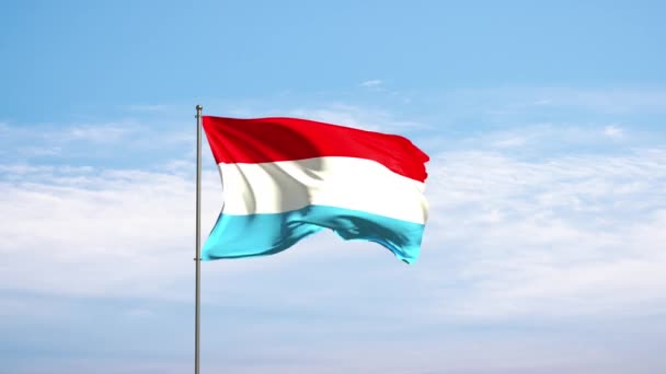Флаг Люксембурга Против Облачного Неба Люксембургский Флаг Размахивающий Ветру Национальный — стоковое видео