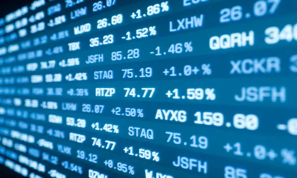 Fiyatlar ve mavi değişimler ile ticaret kurulu. Borsa ve takas, yatırım, risk, uçucu, büyüme, pazar verileri. 