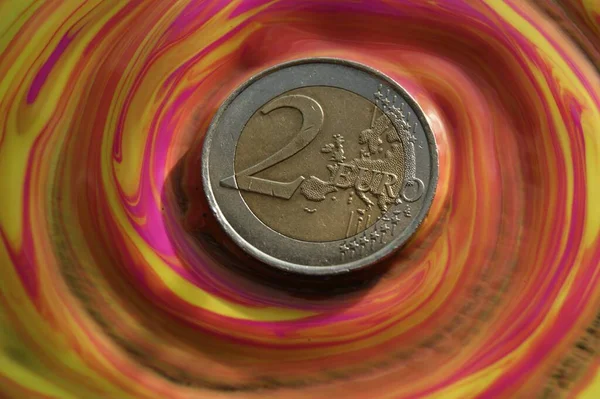 Κέρμα Ευρώ Ένα Αφηρημένο Πολύχρωμο Φόντο Ευρωπαϊκό Νόμισμα Διμεταλλικό Νόμισμα — Φωτογραφία Αρχείου