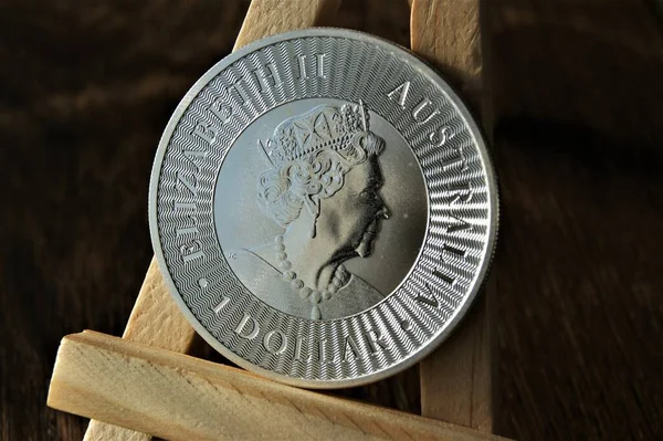 Αργυρό Νόμισμα Δολάριο Ελισάβετ Αυστραλιανό Καγκουρό — Φωτογραφία Αρχείου