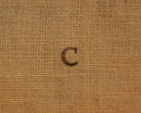 C harfi keten kumaşa damga harfleri.