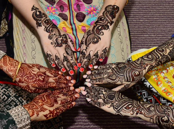 Closeup View Henna Hands — Stock Photo, Image