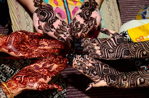 Closeup View Henna Hands — Stock Photo, Image