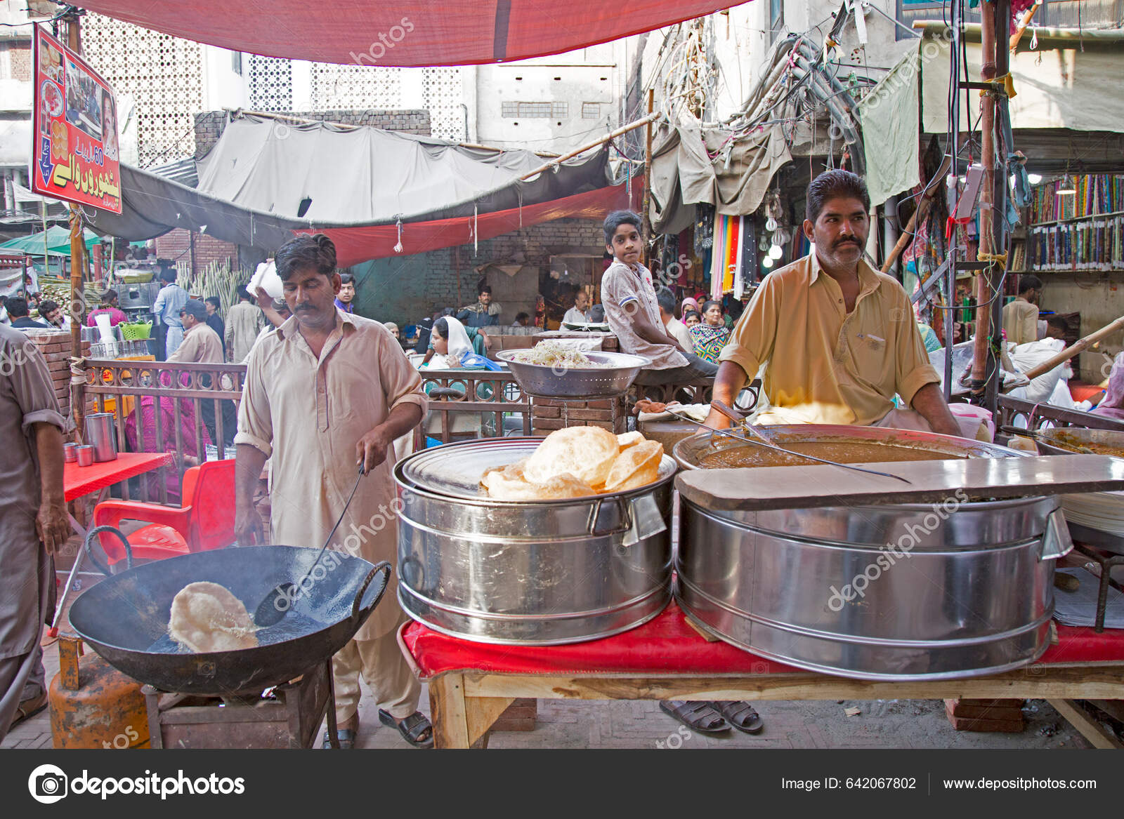 View Famous Food Street Lahore Pakistan – Stock Editorial Photo