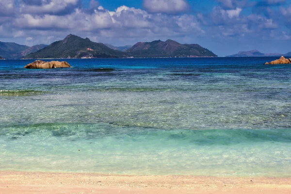 Las Aguas Azules Las Playas Anse Reunion Digue Island Seychelles — Foto de Stock