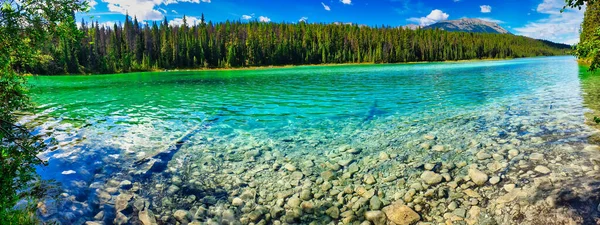 Panoramatický Výhled Jezero Údolí Pěti Jezer Blízkosti Národního Parku Jasper — Stock fotografie