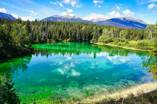 Aquamarin Kék Zöld Árnyalatai Csodálatos Gyönyörű Tavak Valley Five Lakes — Stock Fotó