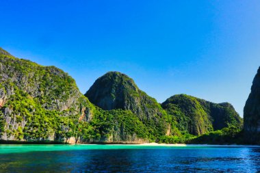 Maya Plajı - Dünyaca ünlü Hollywood filmi, The Beach çekimi, Phuket, Tayland yakınlarında.