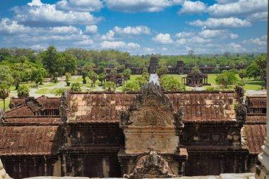 Siem Reap, Kamboçya, Asya 'daki Angkor Wat tapınağı kompleksinin en yüksek noktasından görüntü