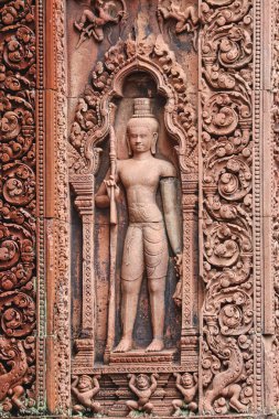 Siem Reap, Kamboçya, Asya 'daki Banteay Srei Tapınağında bir Muhafız.