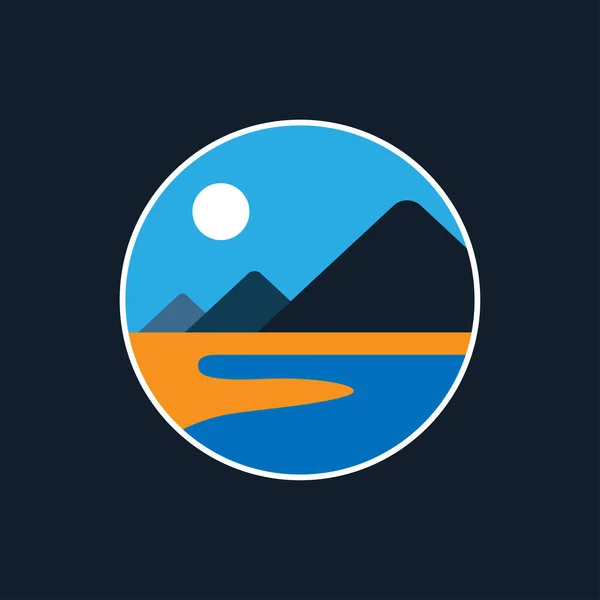 Mountain Circle Logo Vector Illustration Flat Design Isolated White Background — Stock Vector