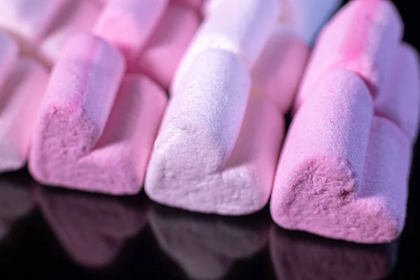 Candy Marshmallow Forme Coeur Guimauve Fond Noir — Photo