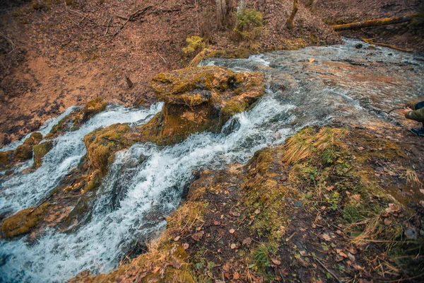 Una Cascata Dolomite Pietra Con Forte Flusso Acqua Che Scorre — Foto Stock