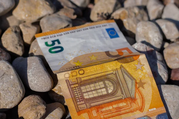 Banknot Euro Wypadł Kieszeni Skały — Zdjęcie stockowe
