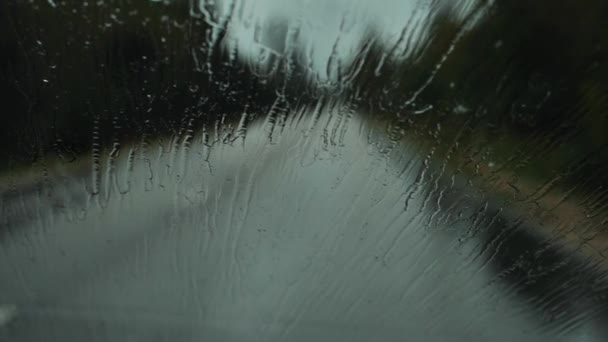 Météo Pluvieuse Conduisant Voiture Sur Route Pluie Tombe Sur Les — Video