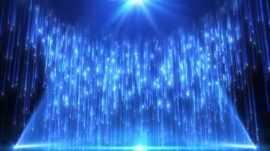 Sahnenin arka planını aydınlatan bir spot ışığı. Parlak toz parçacıkları ve ışık yağmuru parçacıklarının animasyonu. Mavi ışınlar. Ödüller ve kutlamalar için soyut lüks arka plan. Kusursuz 4k döngü videosu