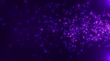 Siyah zarif arka planda süzülen parlak mor parçacıklar, bokeh etkisi. Zarif ve büyülü atmosfer, tatiller için mükemmel, taşınabilir arka planlar, sunumlar veya fantezi projeleri.